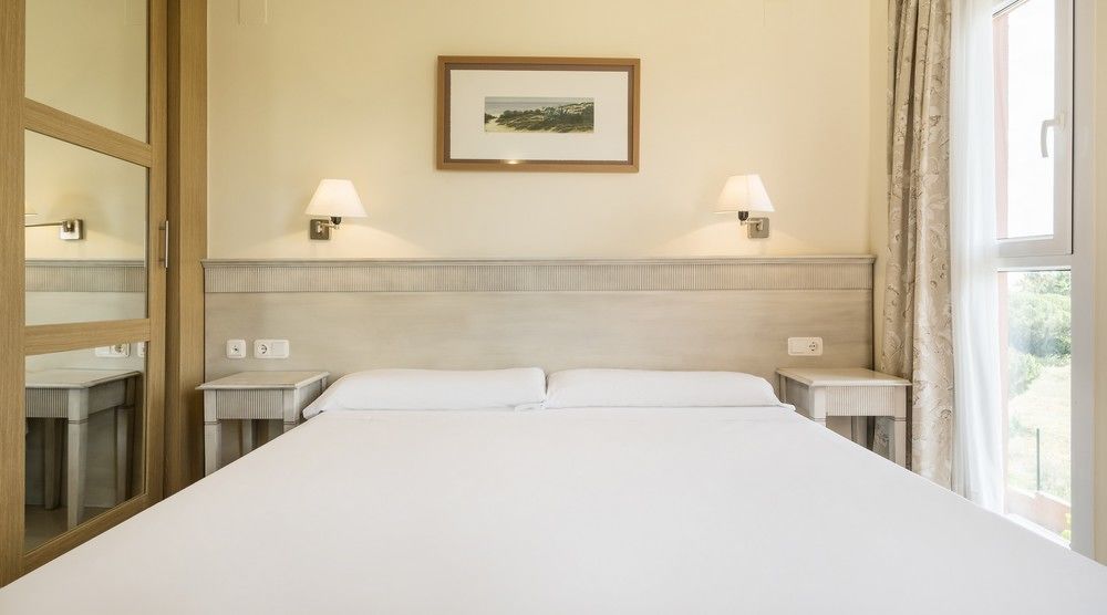 Aparthotel Ilunion Sancti Petri Novo Sancti Petri Exterior foto